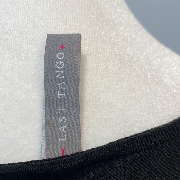 Last Tango Black short sleeve hi-low flowy top. Size L. NWT - Picture 4 of 6